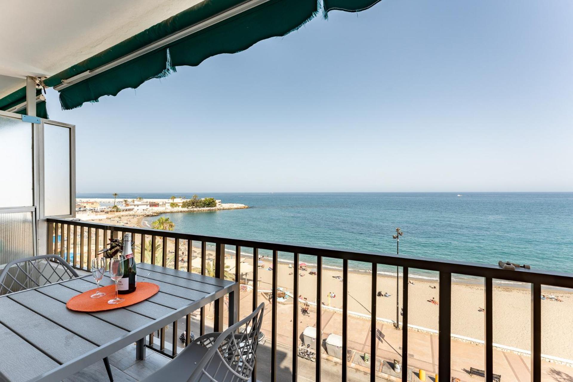 Malagasuite Golden Views Fuengirola Buitenkant foto